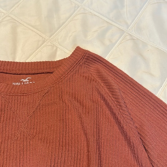 Hollister Boyfriend T-Shirt - Picture 5 of 5